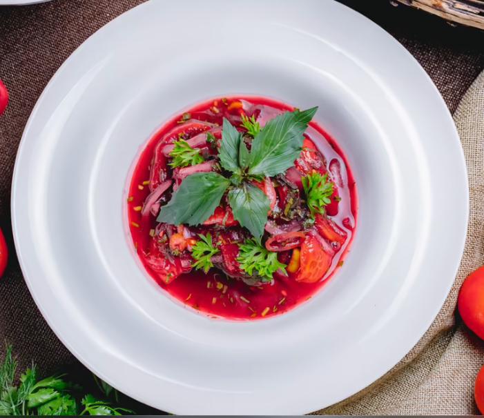 Yunan salatı keçi pendiri ilə