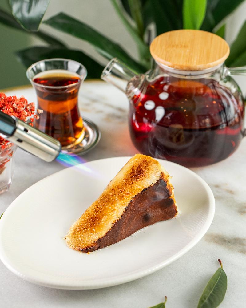 San Sebastian (Chocolate Sauce)